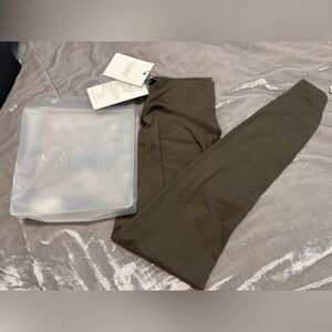 Bombshell Sportswear Olive Leggings